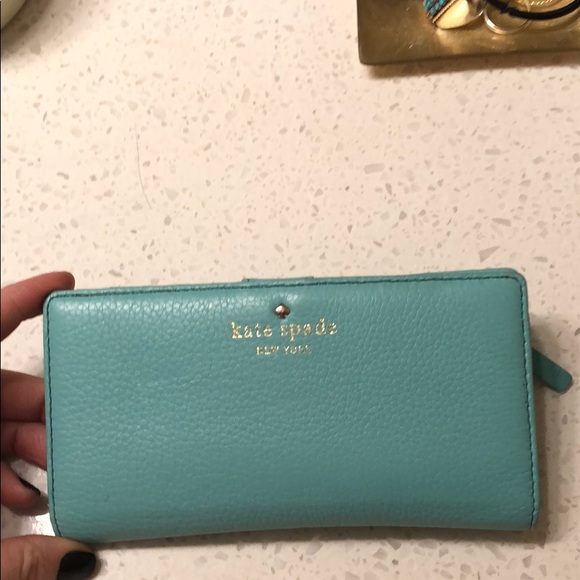 Kate Spade Tiffany blue wallet - Picture 1 of 3